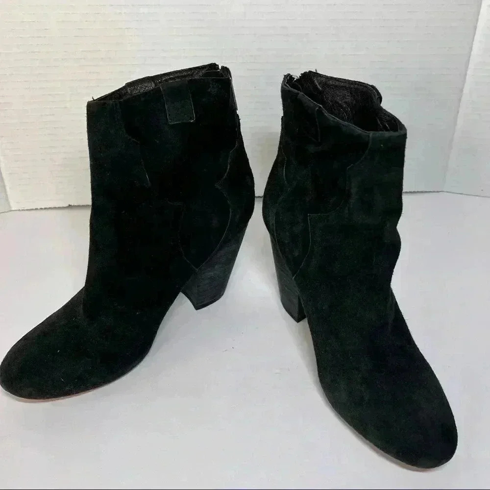RAYE  Revolve Womens Ella Black Suede Western Inspired Boot Block Heels Sz 37